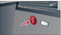 A3/A3 Sportback, bagagliaio: gancio di ancoraggio per borse (lato destro, esempio)