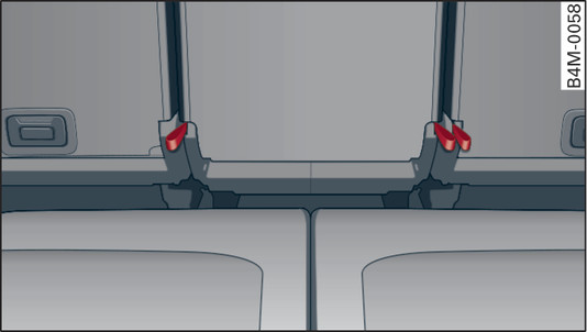 Fig. 89Bagagliaio: ripiegamento della seconda fila di sedili